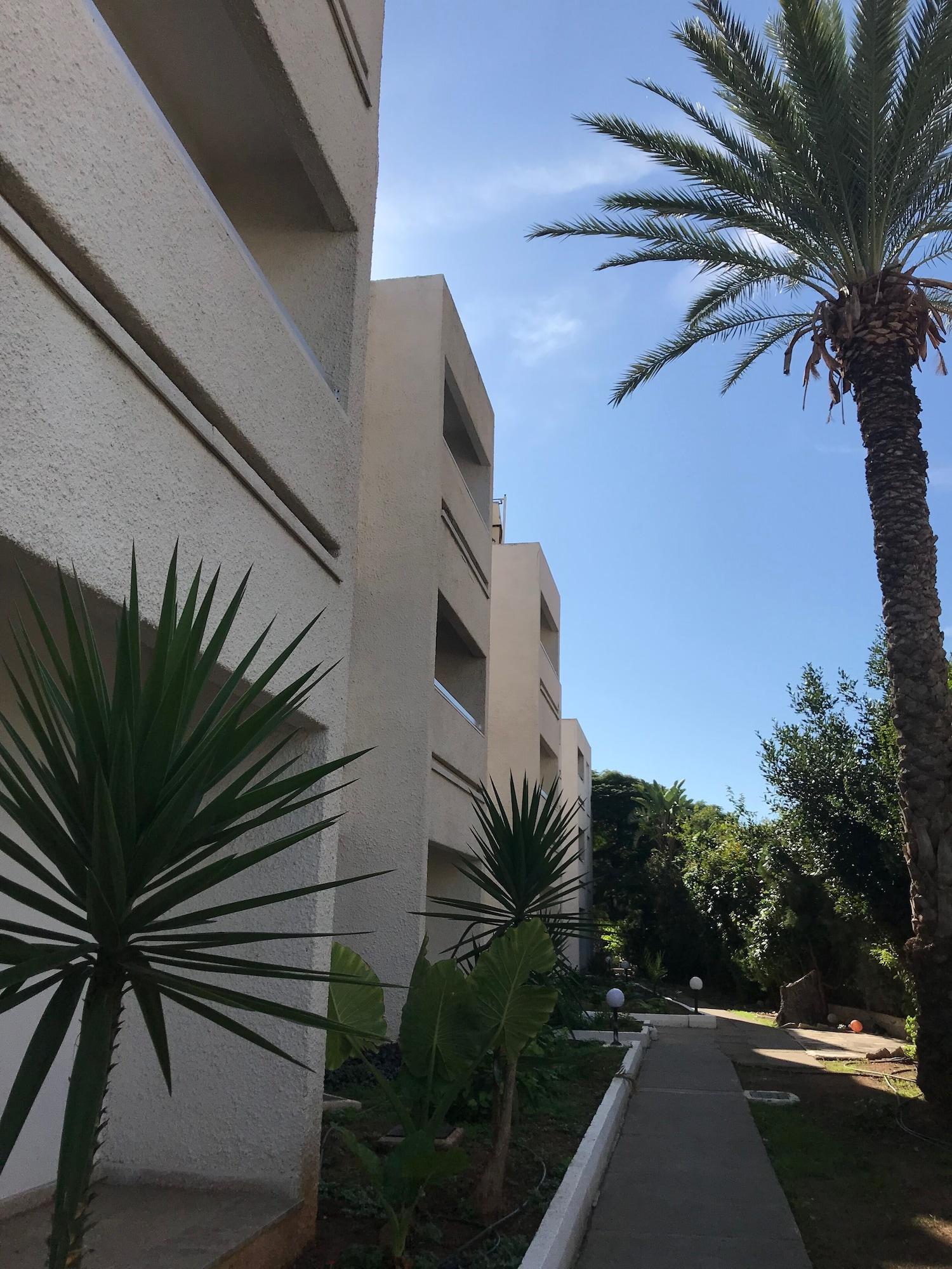 Daphne Hotel Apartments Paphos Exterior foto