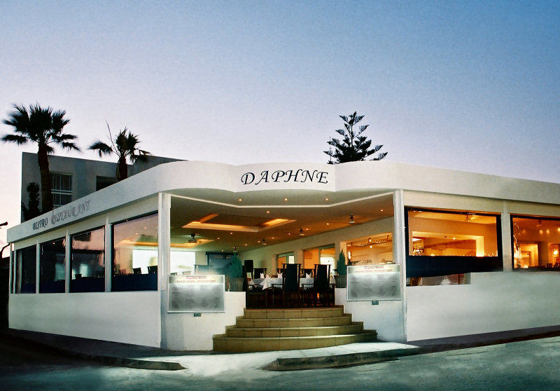 Daphne Hotel Apartments Paphos Exterior foto